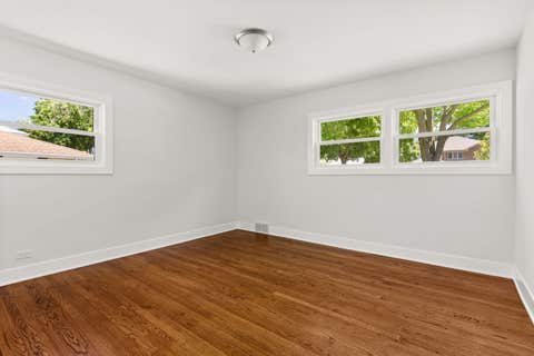Tiny photo for 8918 Parkside Avenue, Morton Grove, IL 60053 (MLS # 12738237)