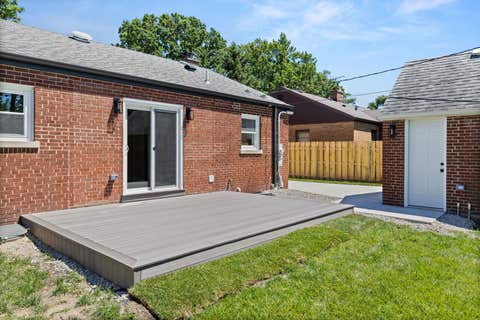 Tiny photo for 8918 Parkside Avenue, Morton Grove, IL 60053 (MLS # 12738237)