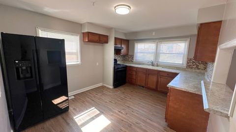Tiny photo for 12741 S Manistee Avenue, Chicago, IL 60633 (MLS # 12590376)