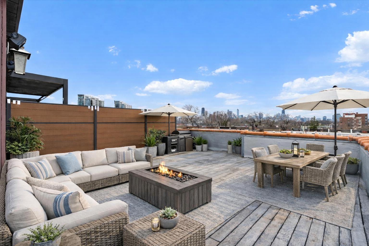 929 W Montana Street 4W