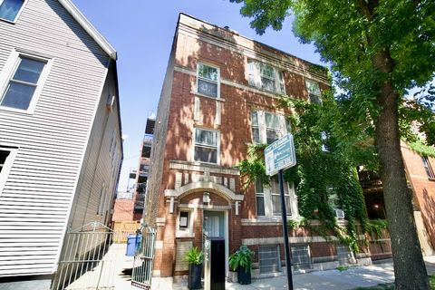 1406 W Cornelia Avenue 2 Chicago IL 60657