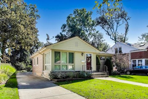 Tiny photo for 8849 Mcvicker Avenue, Morton Grove, IL 60053 (MLS # 12489119)