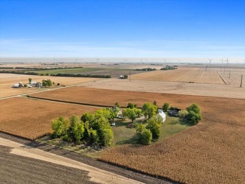 Tiny photo for 29758 N 2850 East Road, Chenoa, IL 61726 (MLS # 12494133)