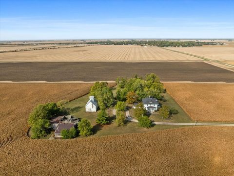 Tiny photo for 29758 N 2850 East Road, Chenoa, IL 61726 (MLS # 12494133)