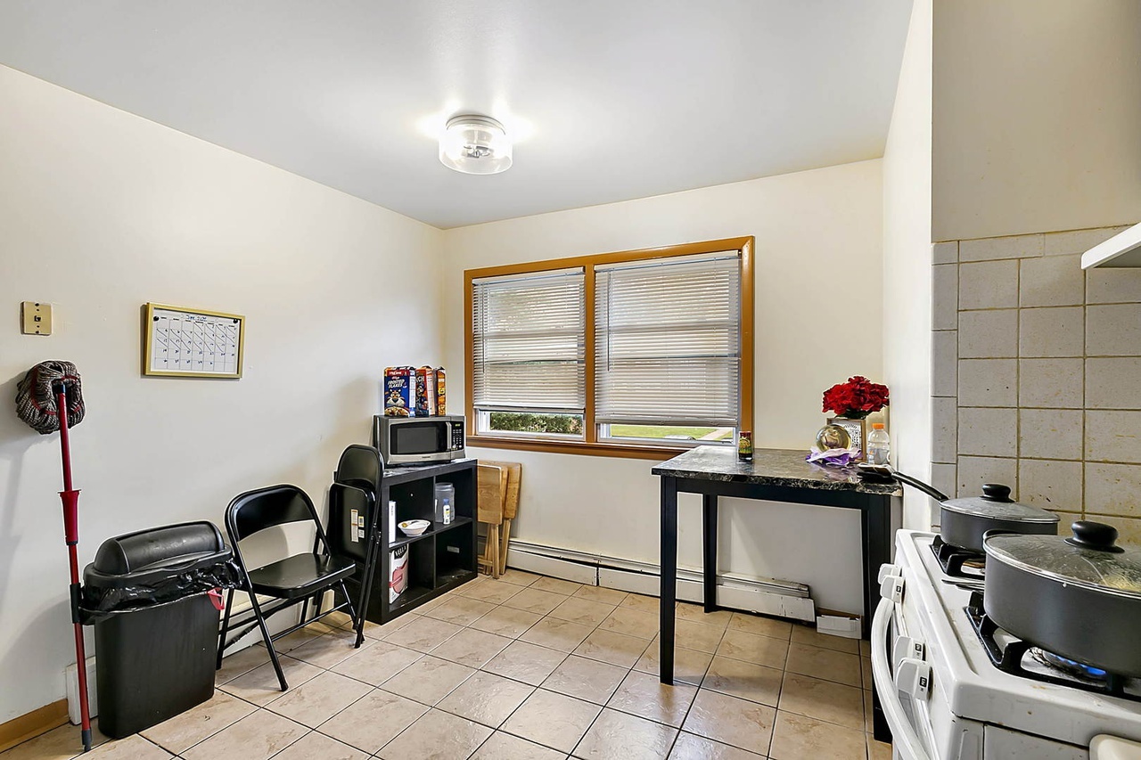 14526 Cottage Grove Avenue