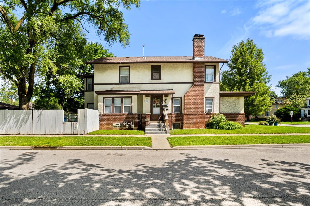 1102 North Avenue - Photo 2