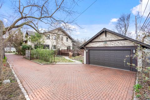 Tiny photo for 82 Lawton Road, Riverside, IL 60546 (MLS # 12615235)
