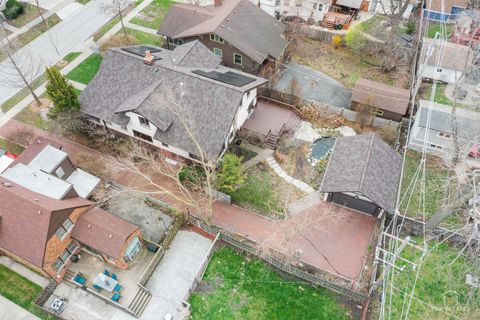 Tiny photo for 82 Lawton Road, Riverside, IL 60546 (MLS # 12615235)