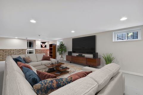 Tiny photo for 82 Lawton Road, Riverside, IL 60546 (MLS # 12615235)