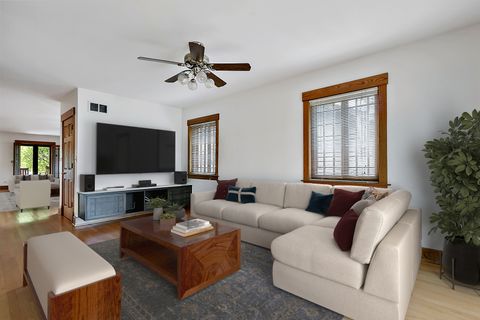 Tiny photo for 82 Lawton Road, Riverside, IL 60546 (MLS # 12615235)