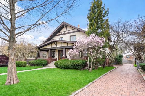 Tiny photo for 82 Lawton Road, Riverside, IL 60546 (MLS # 12615235)