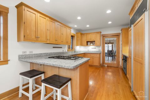 Tiny photo for 82 Lawton Road, Riverside, IL 60546 (MLS # 12615235)