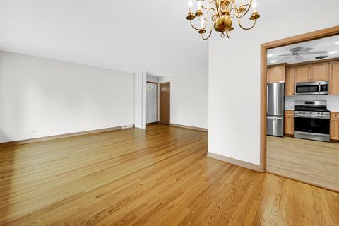 Tiny photo for 10021 Cook Avenue, Oak Lawn, IL 60453 (MLS # 12473810)