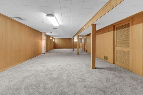 Tiny photo for 10021 Cook Avenue, Oak Lawn, IL 60453 (MLS # 12473810)