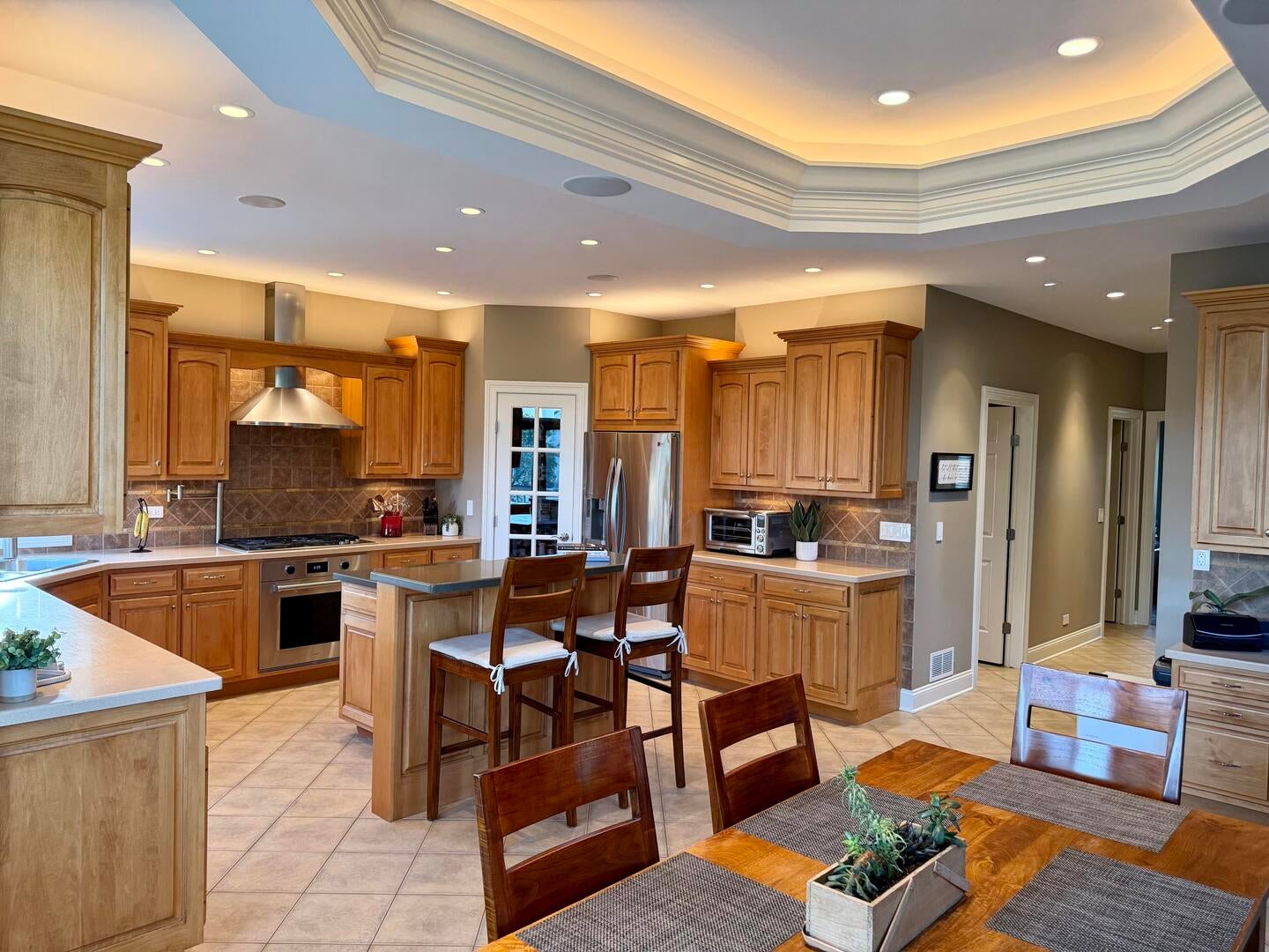 2307 Red Oak Lane