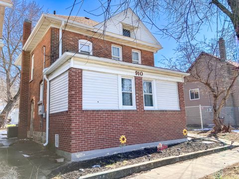 Photo of 910 Main Street, Savanna, IL 61074 (MLS # 12597169)