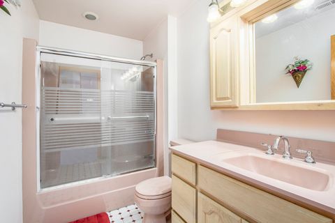 Tiny photo for 12901 S Muskegon Avenue, Chicago, IL 60633 (MLS # 12490797)
