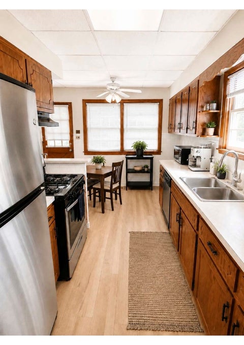 Tiny photo for 15527 Rose Drive, South Holland, IL 60473 (MLS # 12664163)