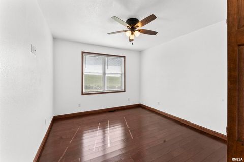 Tiny photo for 105 RICHLAND Street, Delmar, IA 52037 (MLS # QC4268211)