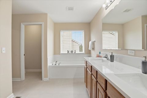 Tiny photo for 2240 Trailside Lane, Wauconda, IL 60084 (MLS # 12633735)