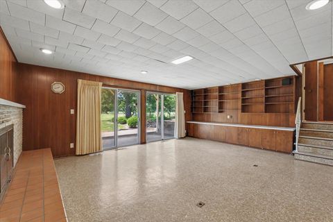 Tiny photo for 1803 Golfview Drive, Urbana, IL 61801 (MLS # 12665197)