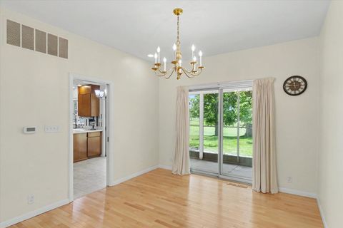 Tiny photo for 1803 Golfview Drive, Urbana, IL 61801 (MLS # 12665197)