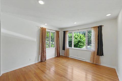 Tiny photo for 1803 Golfview Drive, Urbana, IL 61801 (MLS # 12665197)
