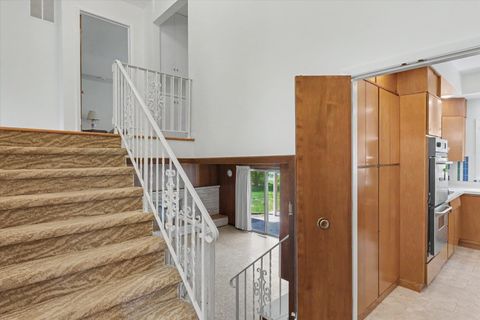 Tiny photo for 1803 Golfview Drive, Urbana, IL 61801 (MLS # 12665197)