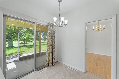 Tiny photo for 1803 Golfview Drive, Urbana, IL 61801 (MLS # 12665197)