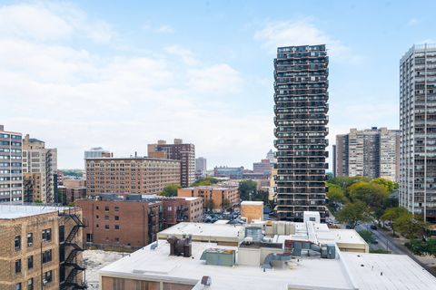 Tiny photo for 6118 N Sheridan Road #1003, Chicago, IL 60660 (MLS # 12441650)