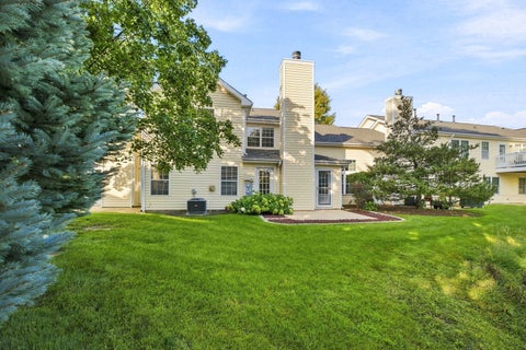 Tiny photo for 1463 Georgetown Drive #1463, Batavia, IL 60510 (MLS # 12742778)