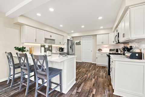 Tiny photo for 1463 Georgetown Drive #1463, Batavia, IL 60510 (MLS # 12742778)