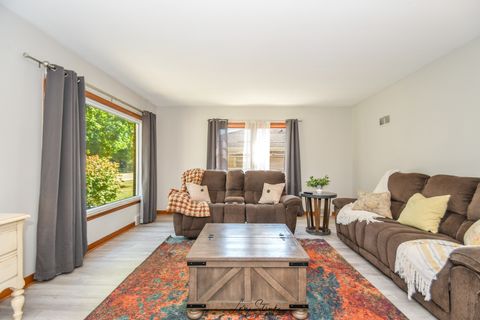 Tiny photo for 655 S Wall Street, Kankakee, IL 60901 (MLS # 12472669)
