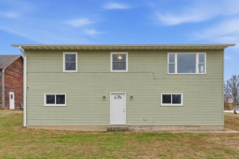 Tiny photo for 610 4th Street S, Cordova, IL 61242 (MLS # 100000083)