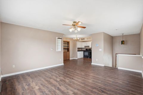 Tiny photo for 610 4th Street S, Cordova, IL 61242 (MLS # 100000083)