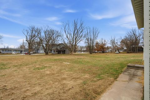 Tiny photo for 610 4th Street S, Cordova, IL 61242 (MLS # 100000083)