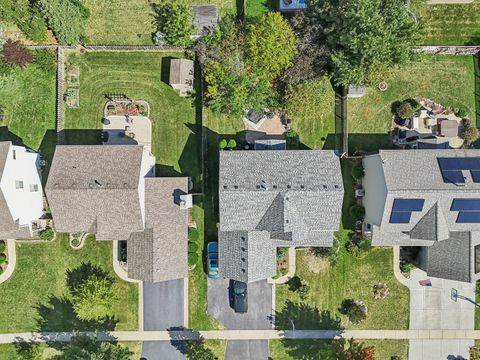 Tiny photo for 3743 Sonoma Circle, Lake In The Hills, IL 60156 (MLS # 12462367)