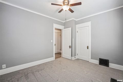 Tiny photo for 1118 W 15TH Street, Davenport, IA 52804 (MLS # QC4269457)