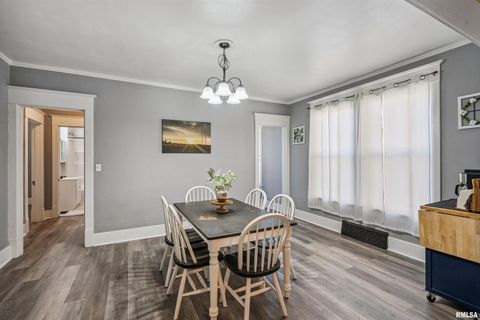 Tiny photo for 1118 W 15TH Street, Davenport, IA 52804 (MLS # QC4269457)