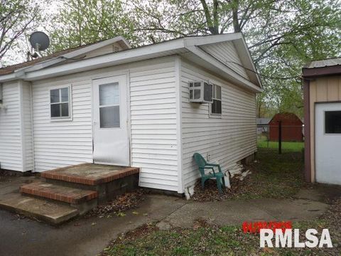 Tiny photo for 1509 E 4TH Street, West Frankfort, IL 62896 (MLS # EB458599)