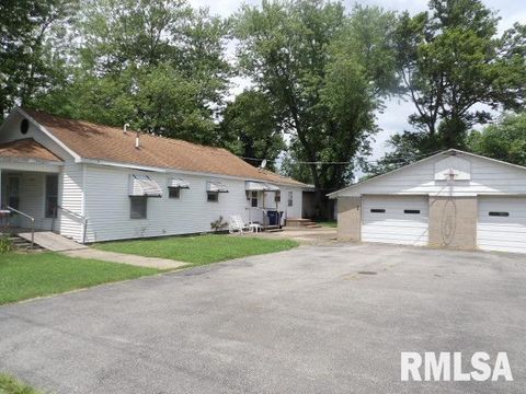 Tiny photo for 1509 E 4TH Street, West Frankfort, IL 62896 (MLS # EB458599)