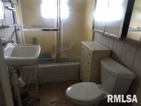 Tiny photo for 1509 E 4TH Street, West Frankfort, IL 62896 (MLS # EB458599)