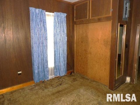 Tiny photo for 1509 E 4TH Street, West Frankfort, IL 62896 (MLS # EB458599)