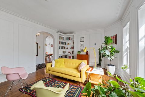 Tiny photo for 548 Sheridan Road #2N, Evanston, IL 60202 (MLS # 12498590)