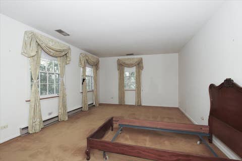 Tiny photo for 87 Lincolnshire Drive, Lincolnshire, IL 60069 (MLS # 12639185)