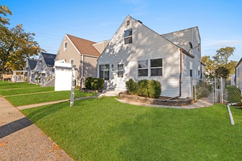 Tiny photo for 35 46th Avenue, Bellwood, IL 60104 (MLS # 12791214)