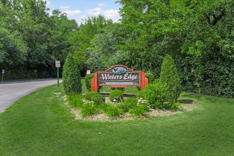 Tiny photo for 3505 Lakeview Drive #204, Hazel Crest, IL 60429 (MLS # 12439877)