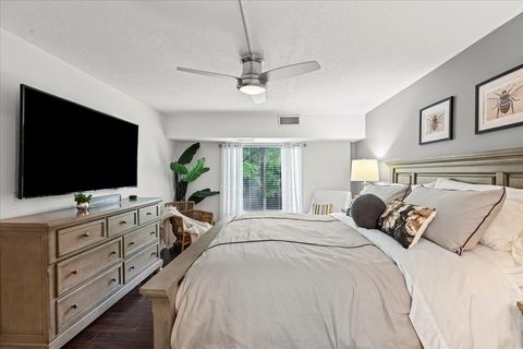 Tiny photo for 3505 Lakeview Drive #204, Hazel Crest, IL 60429 (MLS # 12439877)