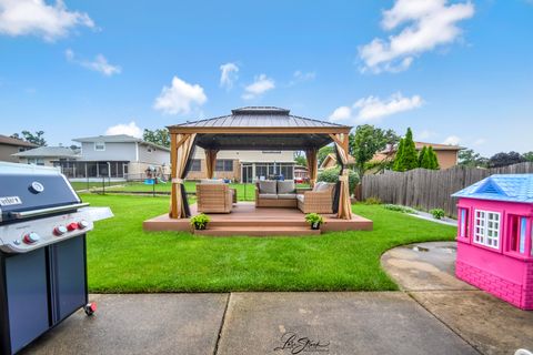 Tiny photo for 15524 Pine Road, Oak Forest, IL 60452 (MLS # 12471187)