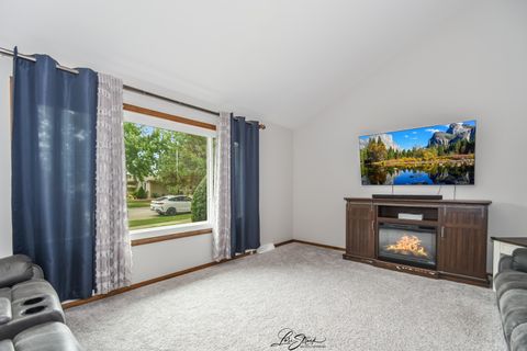 Tiny photo for 15524 Pine Road, Oak Forest, IL 60452 (MLS # 12471187)